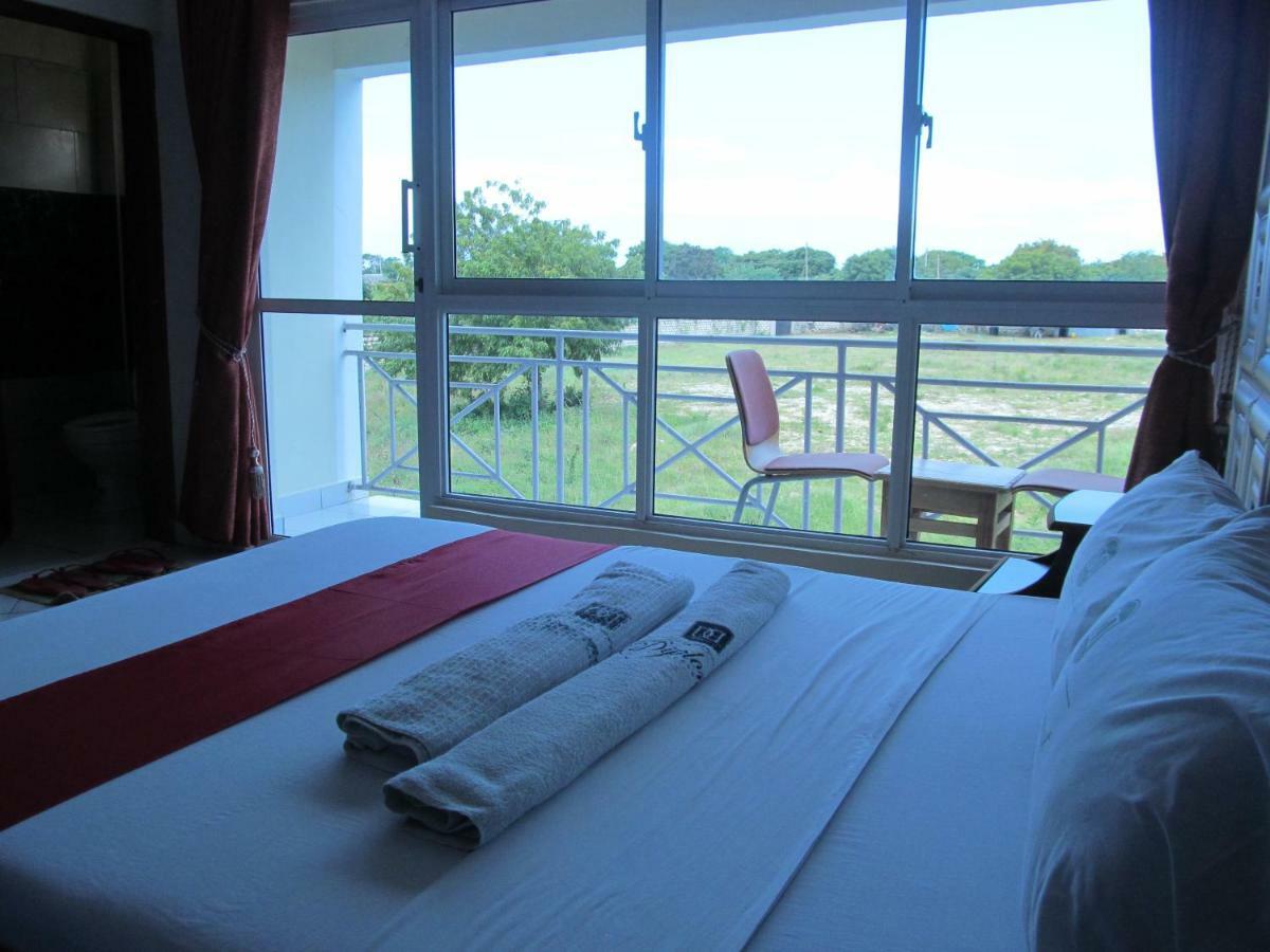 Diplomat Diani Beach Resort Экстерьер фото